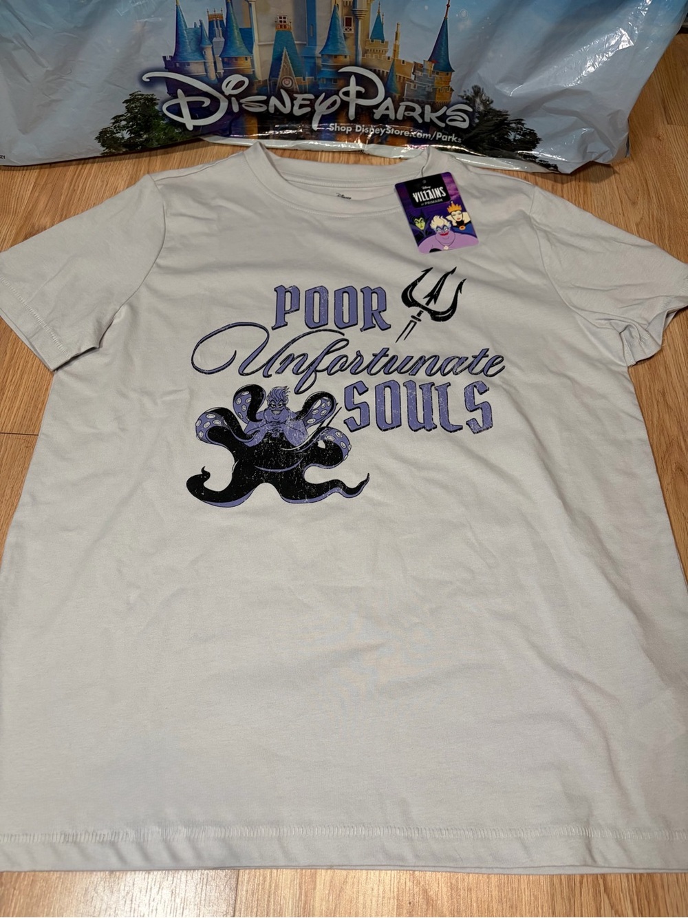 Disney Little Mermaid Ursula Poor Unfortunate Souls Shirt Size M Primark NEW